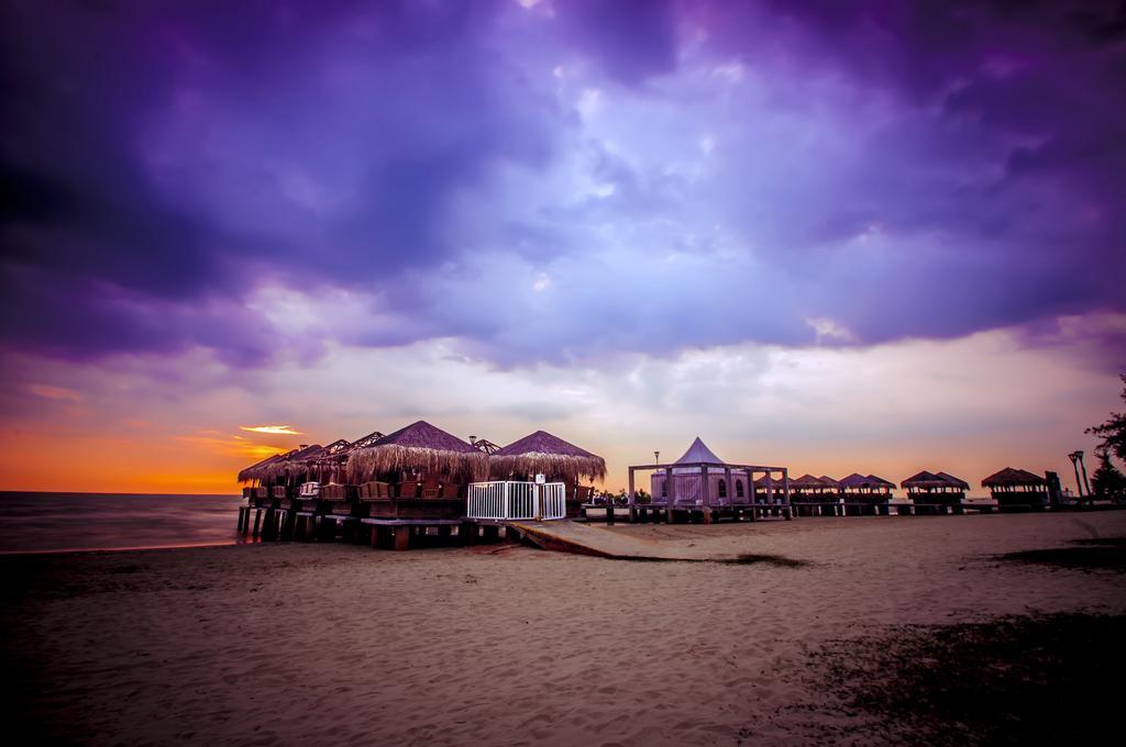 Gold Coast Morib International Resort Екстериор снимка