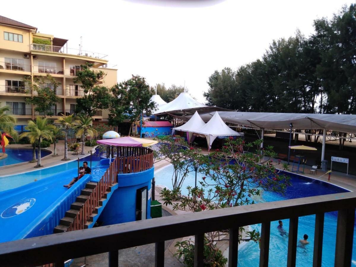 Gold Coast Morib International Resort Екстериор снимка
